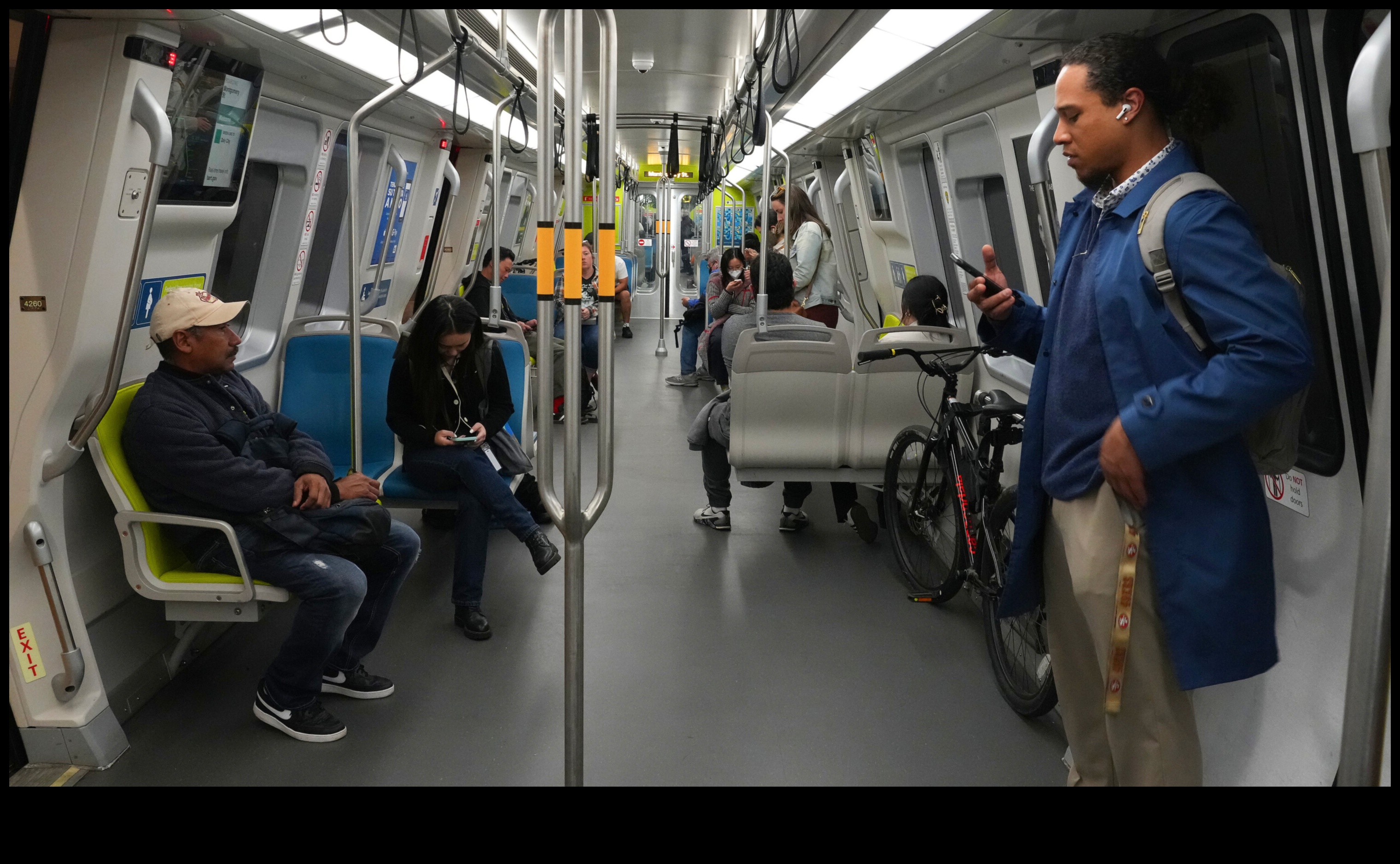 مستوى المعيشة المرتفع: راحة التنقل باستخدام وسائل النقل العام