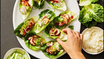 طعام يشعرك بالسعادة: وصفات صحية لسعادتك