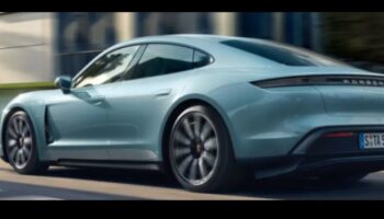 الأساطير الفاخرة: الاحتفال بالجاذبية الخالدة للمركبات المميزة